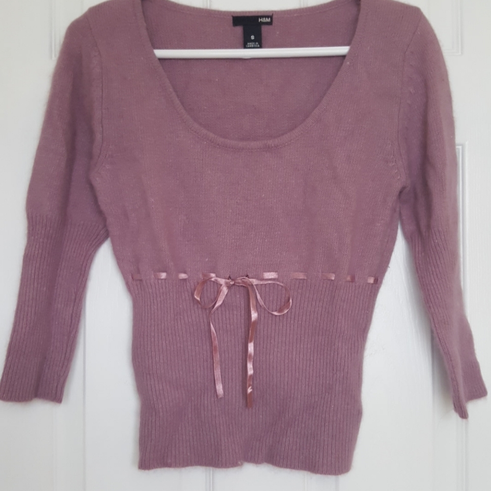 3/4 sleeve scoop neck sweater